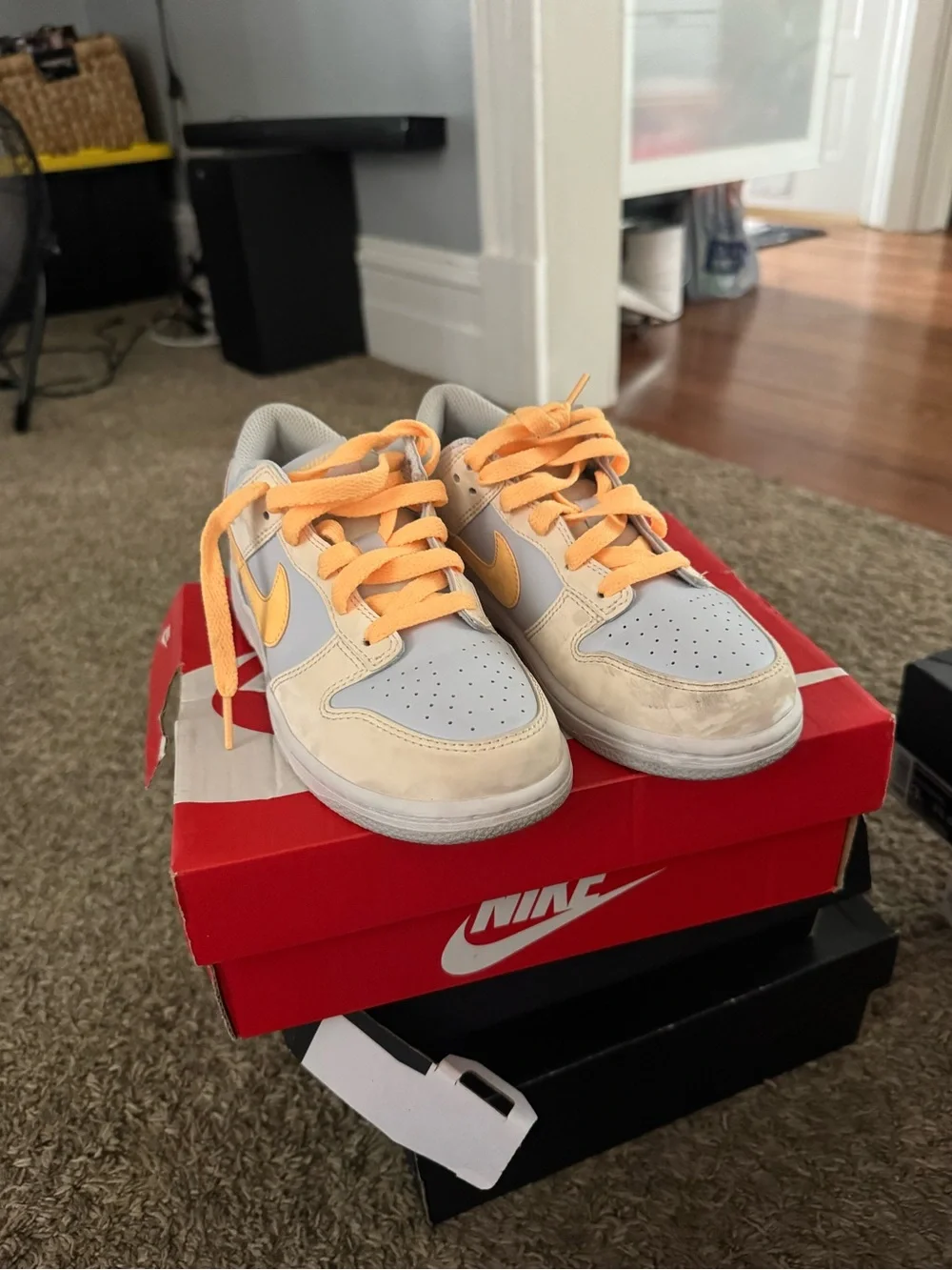 Nike Low-Top Sneakers in Pale Blue, Cream & Orange